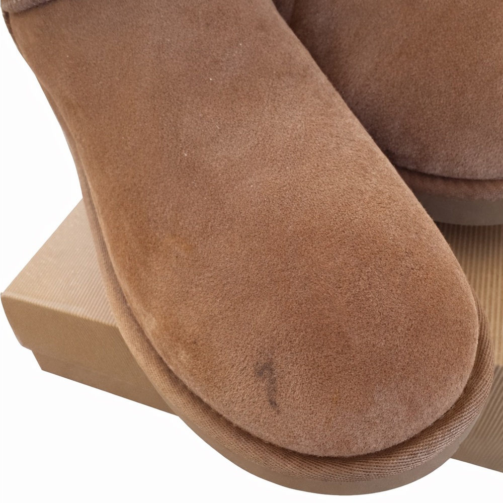 UGG BOOTS - image 3